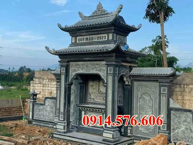 Mẫu bàn lễ đá ban thờ ngoài sân trước nhà bán 08.07.2024